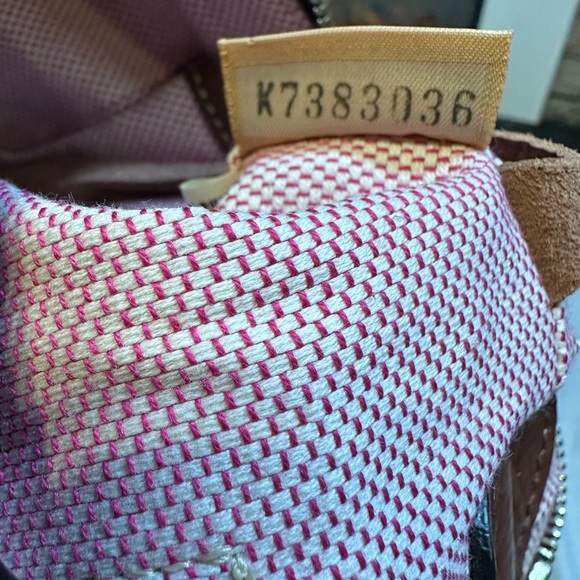 Dooney & Bourke NWOT satchel.  Classic Dooney style with leather handle/trim. - Picture 11 of 11